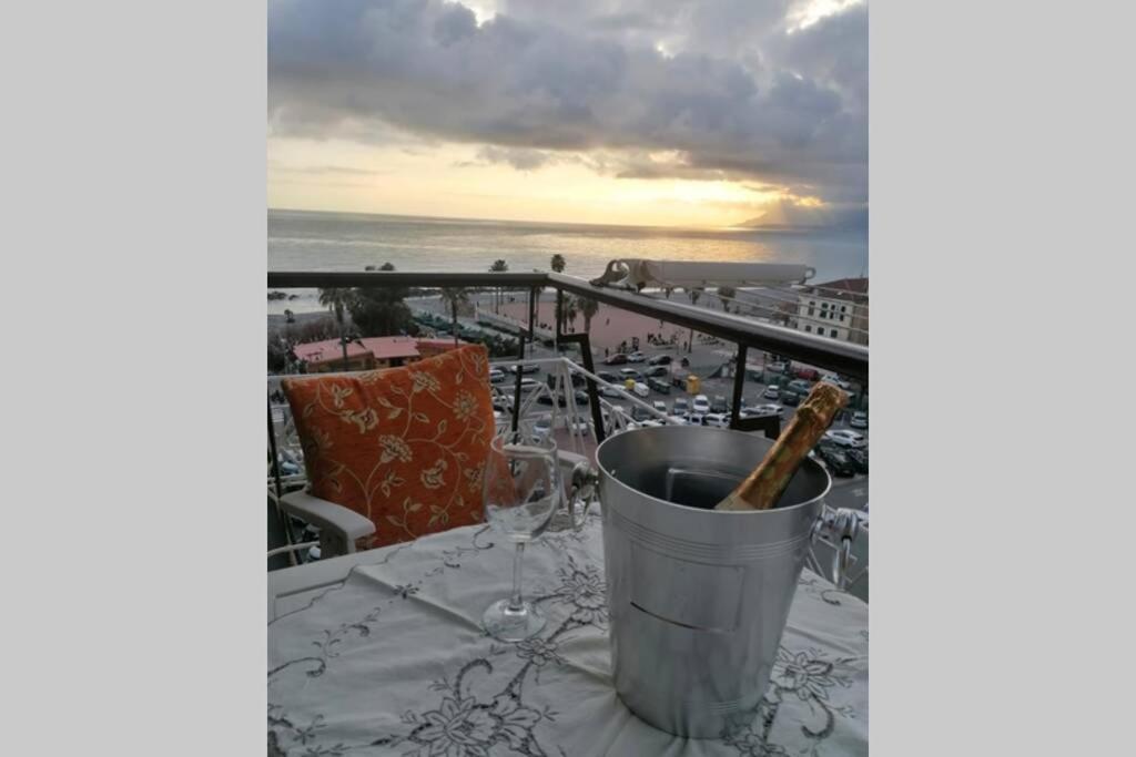 Sunset Home Вентимиля Екстериор снимка